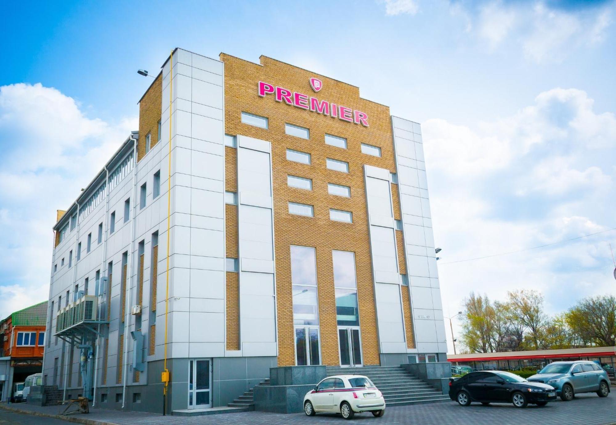 Hotel Premier Kamjanske Exterior foto