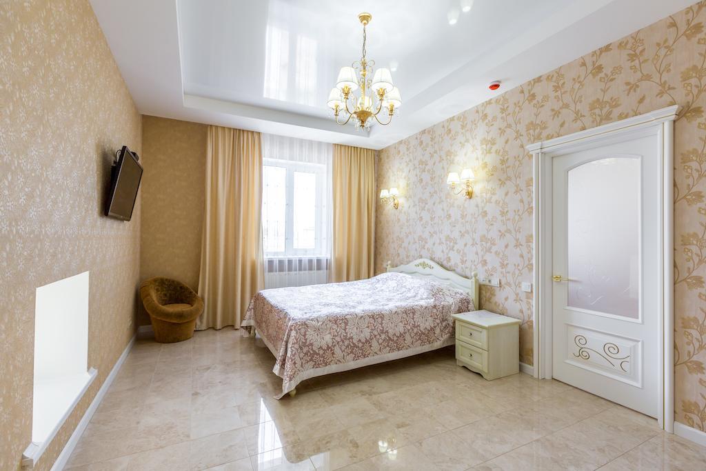 Hotel Premier Kamjanske Zimmer foto